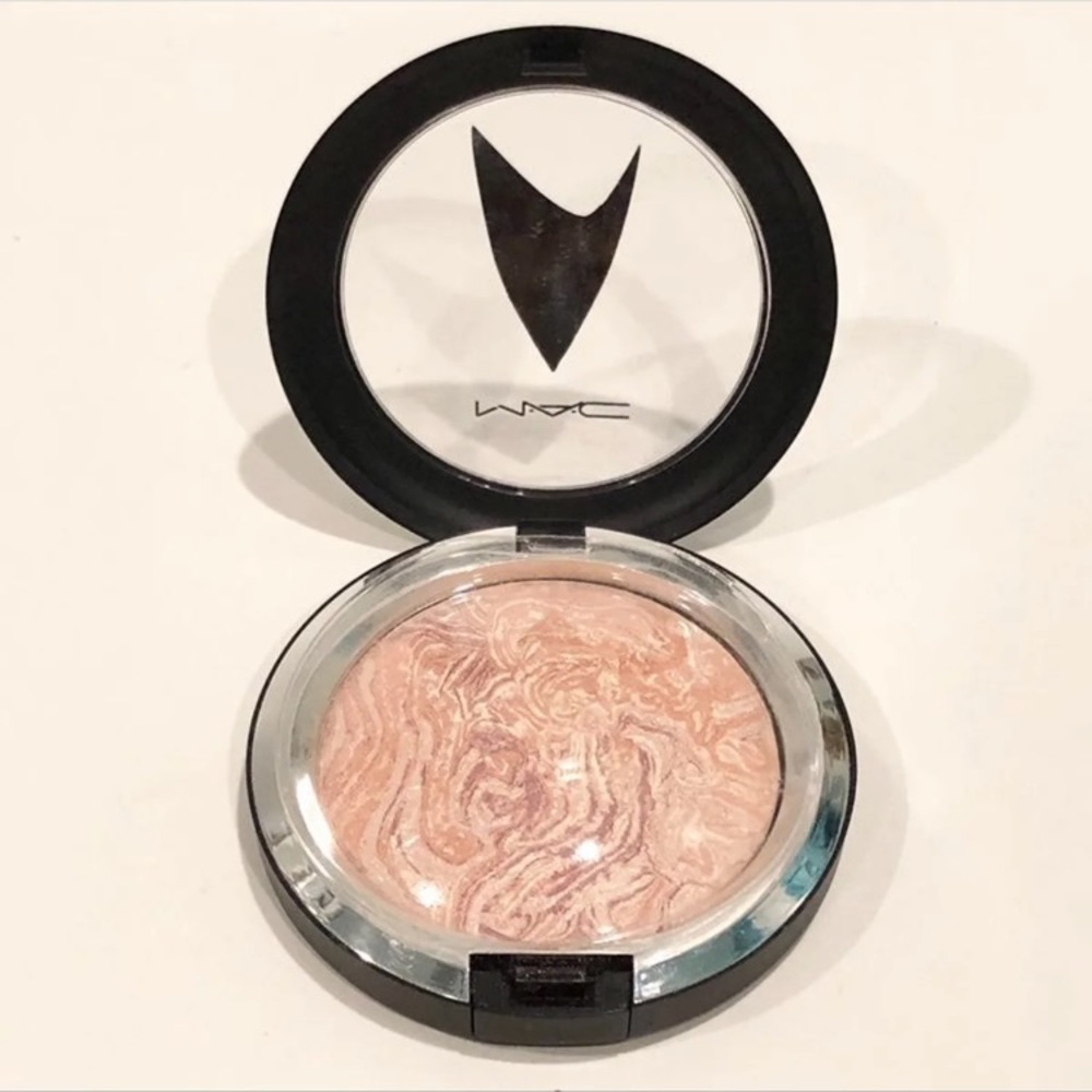 MAC Star Trek Trip the Light Powder